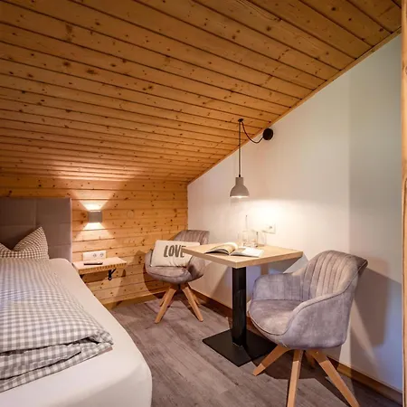 Edelweiss Frühstückspension